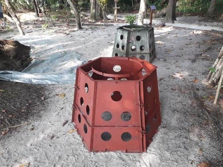 Sáng kiến sử dụng rạn san hô nhân tạo chắn sóng biển ở Indonesia. (Ảnh: Kumparan)

