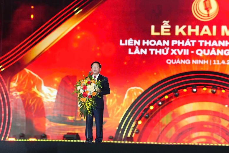 Đồng chí Trịnh Văn Quyết - Ủy viên Bộ Chính trị, Bí thư Trung ương Đảng, Trưởng ban Tuyên giáo và Dân vận Trung ương phát biểu chỉ đạo. Ảnh: VOV