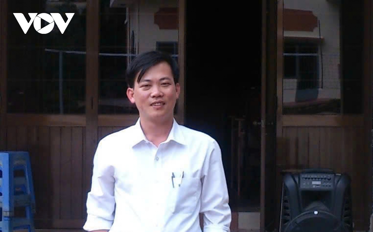 Giảng viên Đinh Công Tuyến.