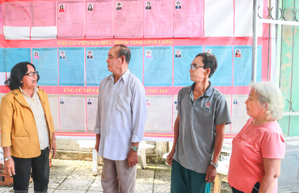 Phát huy hiệu quả công tác dân vận khéo, thường xuyên trao đổi, tuyên truyền, góp phần nâng cao nhận thức và tạo sự đồng thuận của Nhân dân.

