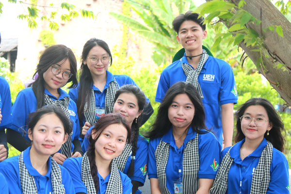 Hành trình trưởng thành của bạn trẻ bắt đầu từ những điều giản dị trong cuộc sống như việc biết điều chỉnh lời nói, hành vi và cảm xúc.

