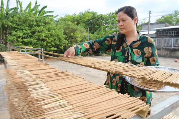 Sản phẩm nhang nghệ đạt chuẩn OCOP 3 sao.
