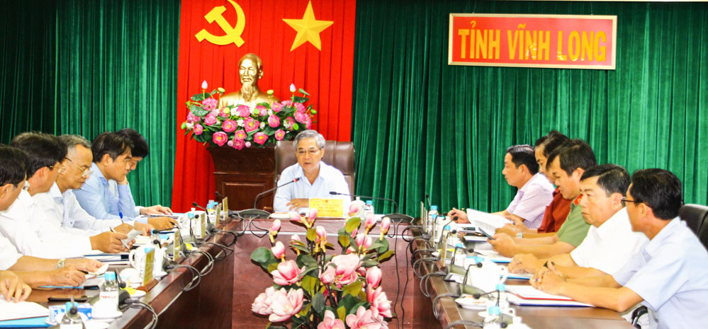 Phó Chủ tịch UBND tỉnh- Châu Văn Hòa phát biểu chỉ đạo tại buổi làm việc. 