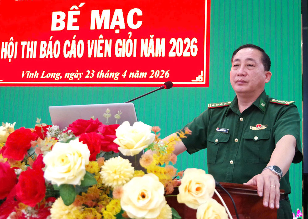 Đại tá Mai Văn Yên - Chính ủy Ban Chỉ huy BĐBP tỉnh phát biểu bế mạc hội thi.