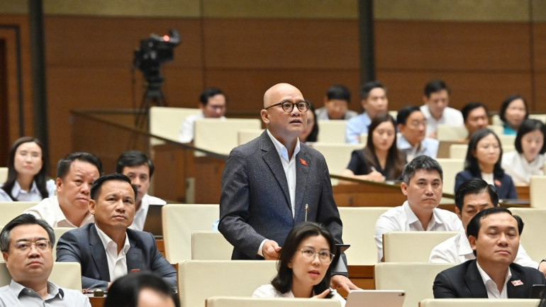 Đại biểu Bế Trung Anh (Đoàn Đắk Lắk). (Ảnh: THỦY NGUYÊN)
