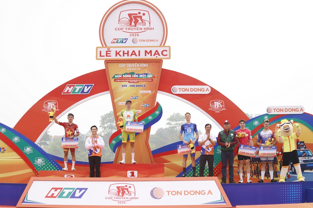 BTC trao giải thưởng cá nhân.