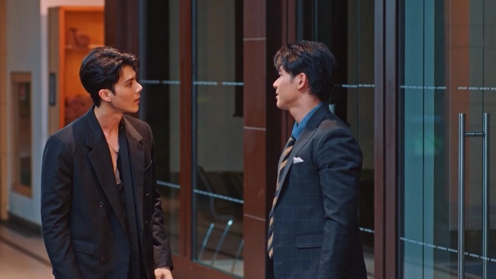 Người thừa kế số 1: Chiếc ghế giám đốc điều hành và đòn trả thù thâm độc