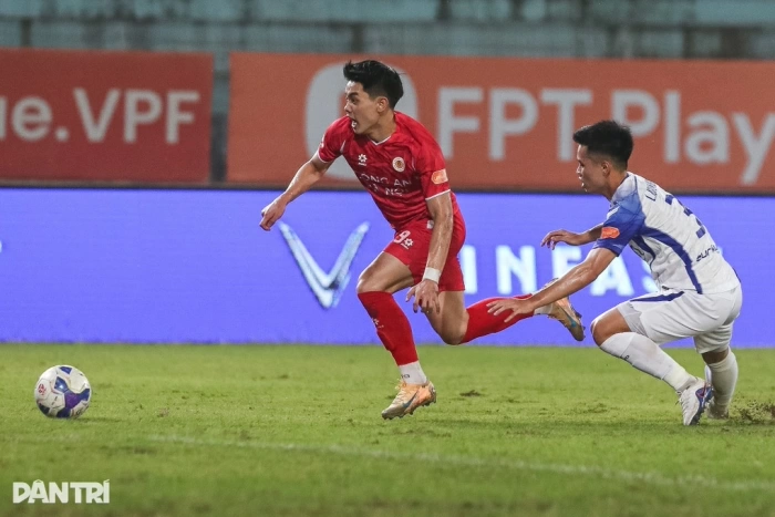 Ghi 7 bàn trong 4 trận đấu, Đình Bắc khẳng định giá trị