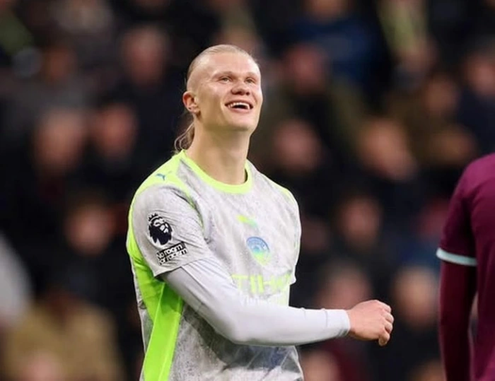 Arsenal mất ngôi đầu vào tay Man City sau hơn 200 ngày ngự trị