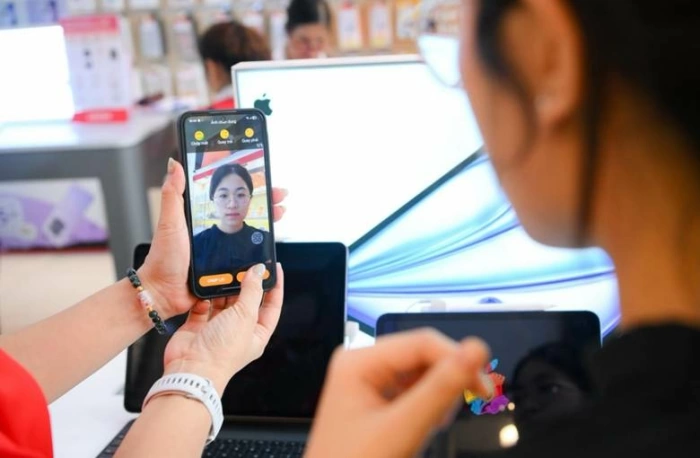 3 trường hợp bị khóa SIM, thu hồi số điện thoại