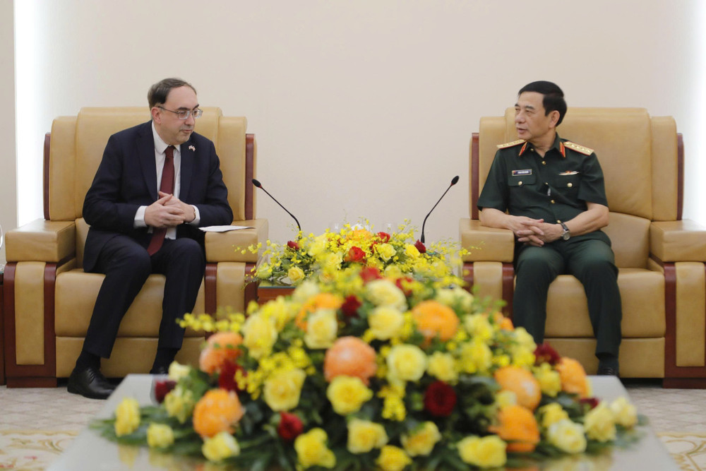 Đại tướng Phan Văn Giang và ngài Suren Baghdasaryan tại buổi tiếp.

