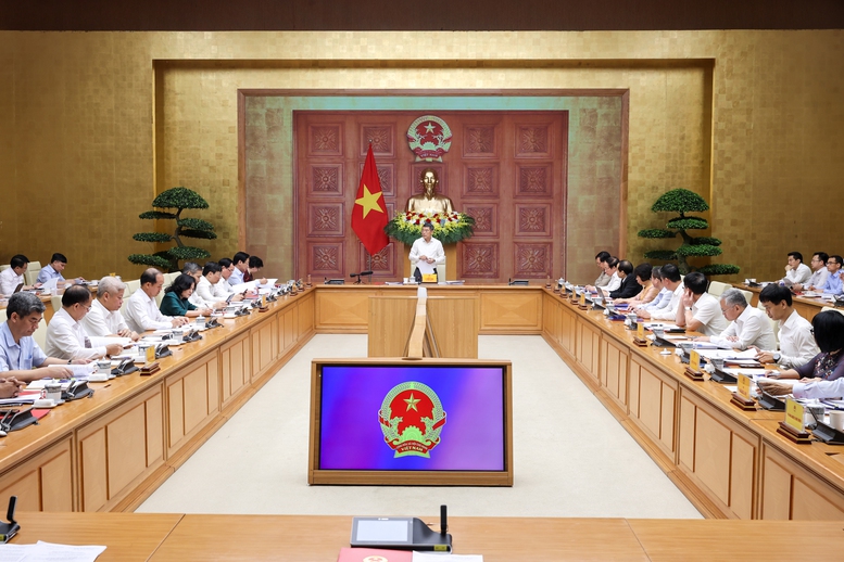 Thủ tướng nêu rõ, với vị trí, vai trò rất quan trọng trong bộ máy hành chính nhà nước, nhiệm vụ đặt ra cho ba cơ quan hết sức nặng nề; các cơ quan cần tập trung triển khai các nhiệm vụ trọng tâm trong thời gian tới - Ảnh: VGP/Nhật Bắc

