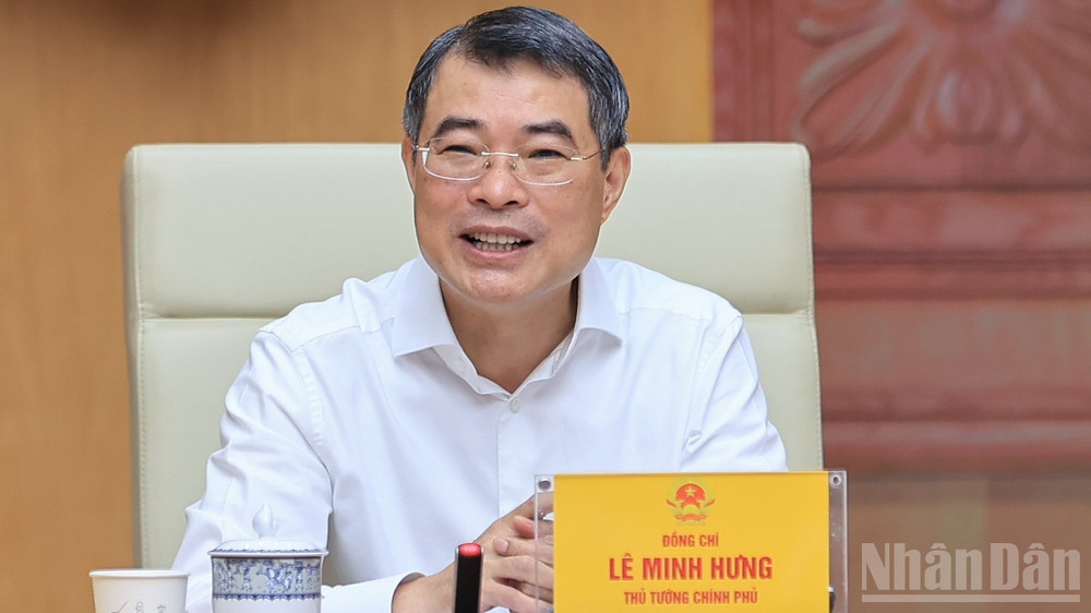 Thủ tướng Chính phủ Lê Minh Hưng chủ trì cuộc làm việc với Bộ Khoa học và Công nghệ. (Ảnh: VGP/Nhật Bắc)
