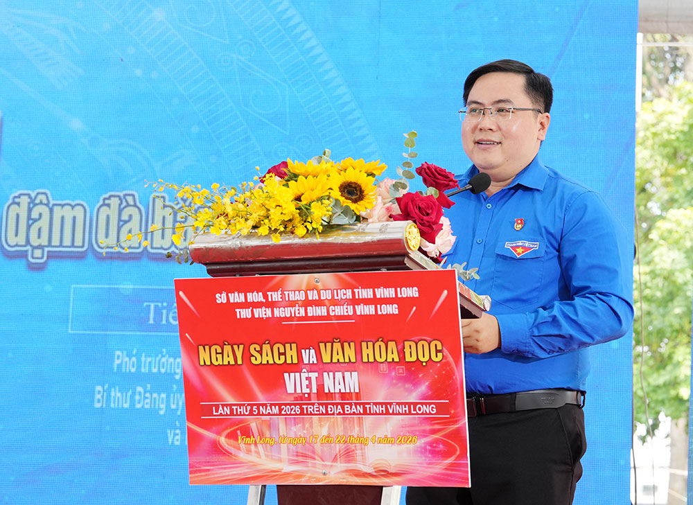 Anh Phan Thanh Trẻ- Phó Bí thư Tỉnh đoàn Vĩnh Long chia sẻ về ý nghĩa buổi tọa đàm.