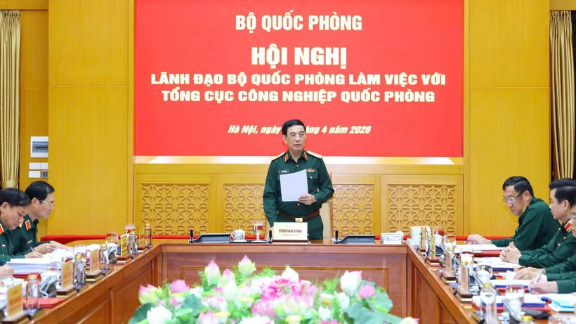 Đại tướng Phan Văn Giang chủ trì hội nghị.