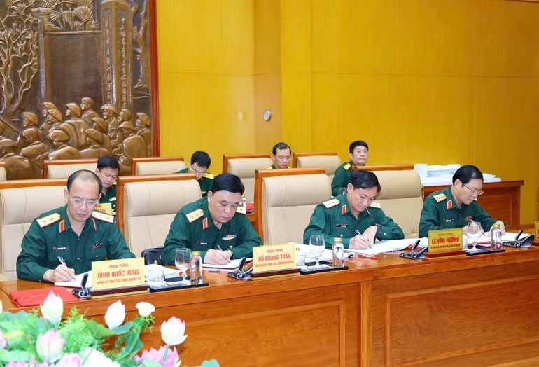 Các đại biểu tại hội nghị.