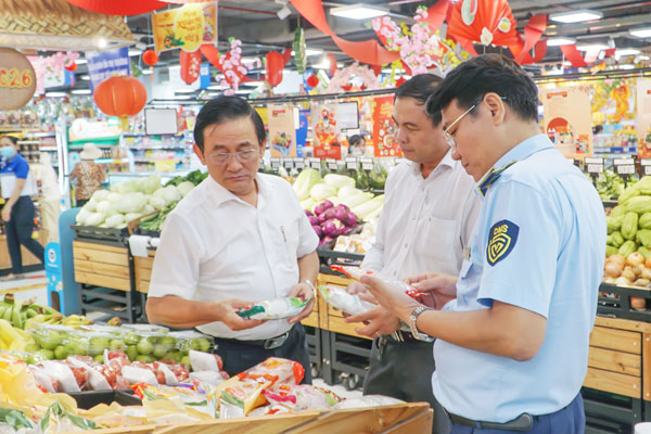 Công tác tuyên truyền pháp luật được đẩy mạnh, nâng cao nhận thức của người dân và cơ sở kinh doanh trong phòng, chống buôn lậu, gian lận thương mại và hàng giả.