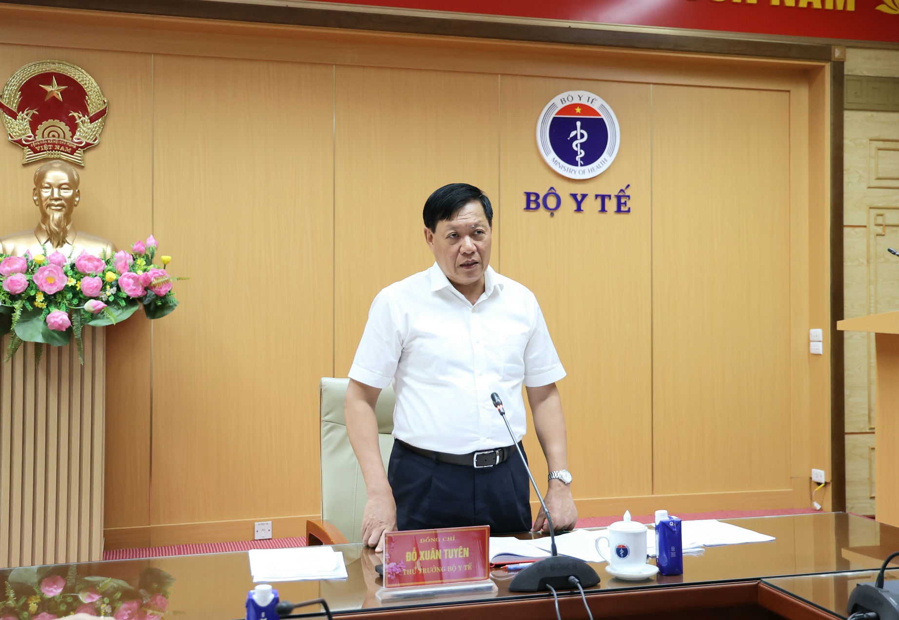 Thứ trưởng Bộ Y tế Đỗ Xuân Tuyên Phát động đợt cao điểm phòng chống thuốc giả, thực phẩm chức năng giả.