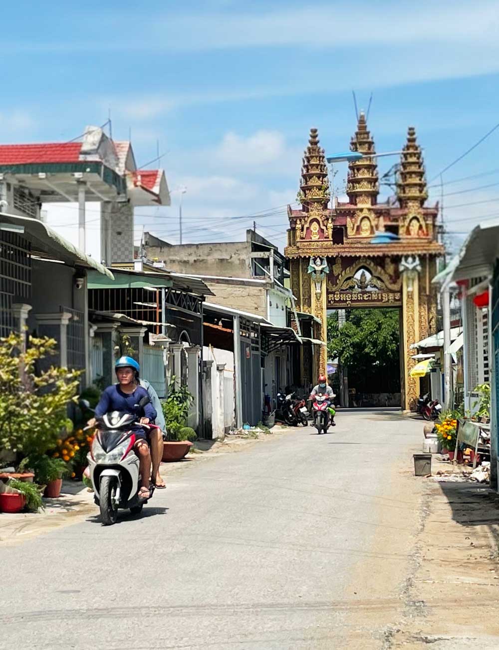 Chương trình mục tiêu quốc gia phát triển kinh tế-xã hội vùng đồng bào DTTS và miền núi giúp diện mạo nông thôn vùng ĐBDT Khmer thay đổi tích cực.