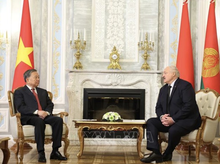 Tổng Bí thư Tô Lâm hội đàm hẹp với Tổng thống Belarus Aleksandr Lukashenko - Ảnh: THỐNG NHẤT/TTXVN

