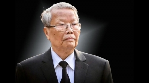Nhà lãnh đạo mẫu mực, suốt đời tận tụy vì nước, vì dân!