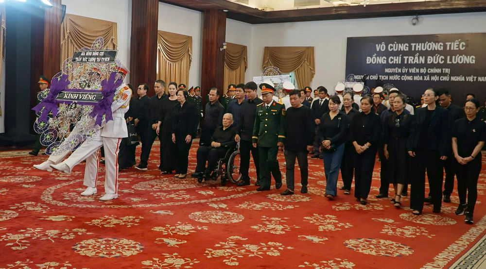Đoàn thân quyến của nguyên Chủ tịch nước Trần Đức Lương.