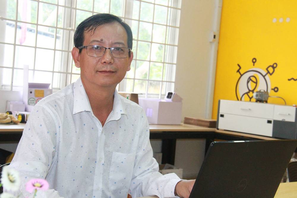 Thầy Lê Trung Minh Phong