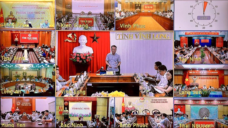 Chủ tịch UBND tỉnh Vĩnh Long- Lữ Quang Ngời chia sẻ kinh nghiệm thực hiện xóa nhà tạm, nhà dột nát trển địa bàn - Ảnh chụp qua màn hình VGP.

