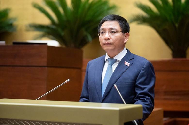 
Bộ trưởng Bộ Tài chính, thừa ủy quyền của Thủ tướng Chính phủ, đã trình bày tờ trình dự thảo Nghị quyết 