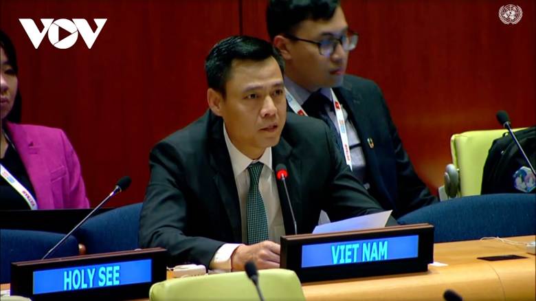 
Đại sứ Đặng Hoàng Giang phát biểu tại sự kiện