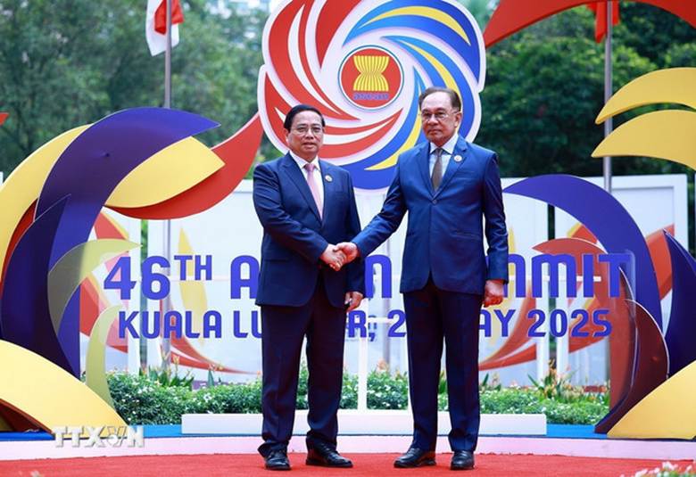 Thủ tướng tham dự Phiên toàn thể Hội nghị Cấp cao ASEAN lần thứ 46