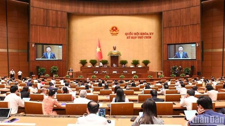 
Quang cảnh phiên họp tại hội trường chiều 5/5. (Ảnh: THỦY NGUYÊN)