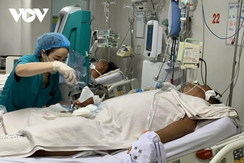 Bệnh nhân mắc sốt xuất huyết đang được điều trị tại Bệnh viện Bệnh nhiệt đới TP.HCM

