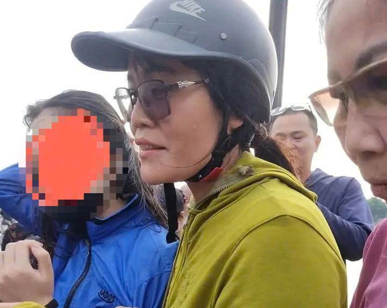 
Cô giáo Mai dũng cảm cứu người sáng 26/5 (Ảnh: Nguyễn Du).