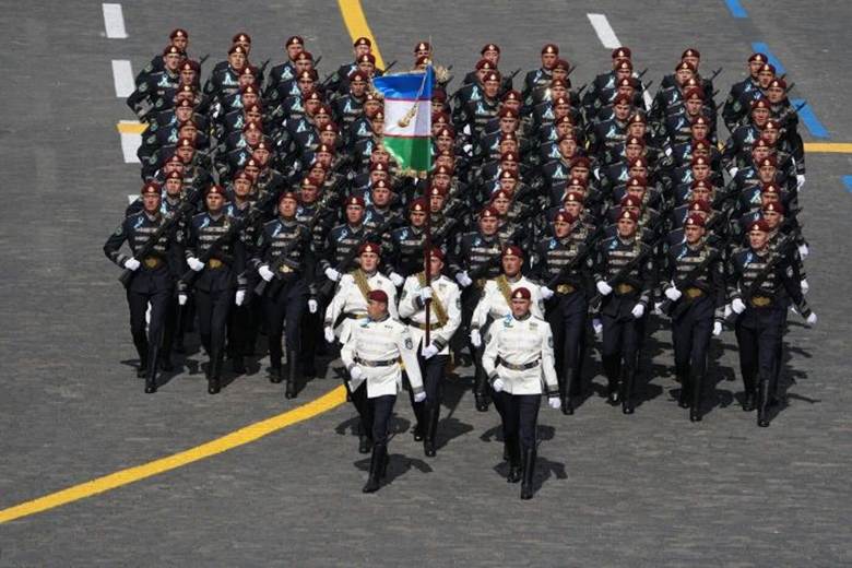Đoàn Uzbekistan.