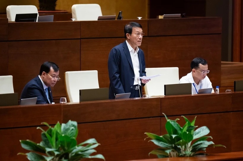  Bộ trưởng Bộ Công an Lương Tam Quang giải trình lãm rõ vấn đề Đại biểu Quốc hội nêu. (Ảnh: Phương Hoa/TTXVN)


