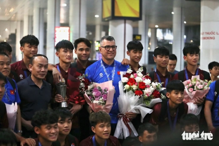 U17 Việt Nam về nước vào chiều 18/5
