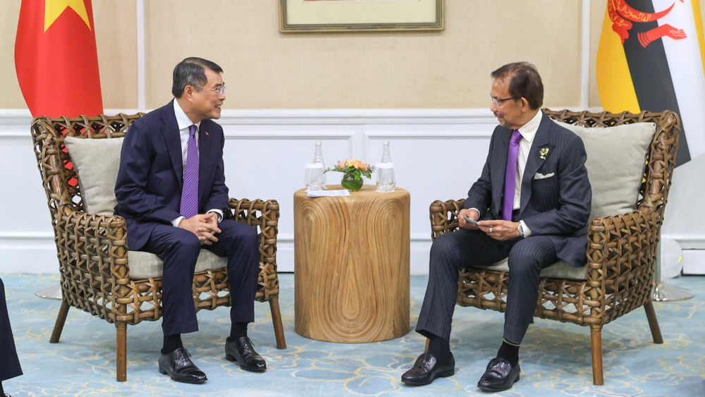 Thủ tướng Chính phủ Lê Minh Hưng và Quốc vương Brunei Darussalam Haji Hassanal Bolkiah. (Ảnh: VGP/Nhật Bắc)

