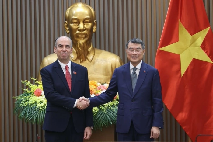 Tiếp tục củng cố và tăng cường hơn nữa mối quan hệ đặc biệt Việt Nam-Cuba