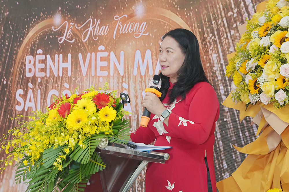 Phó Chủ tịch UBND tỉnh- Nguyễn Thị Bé Mười phát biểu tại buổi lễ.