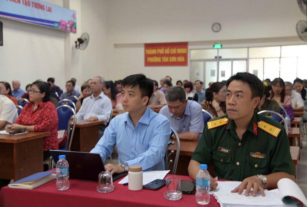 Các đại biểu tham dư hội nghị tuyên truyền.