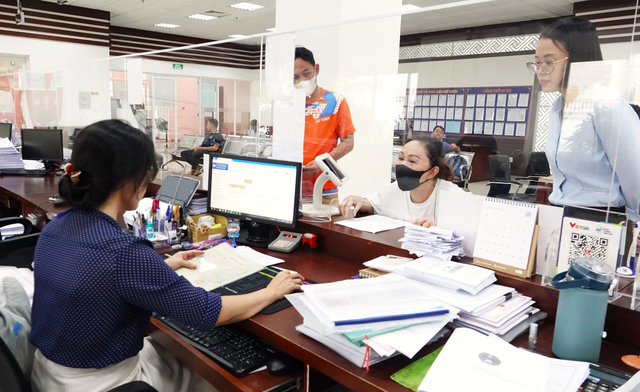 Bộ Nội vụ hướng dẫn xử lý một số vướng mắc liên quan chính sách tinh giản biên chế.
ẢNH: T.N