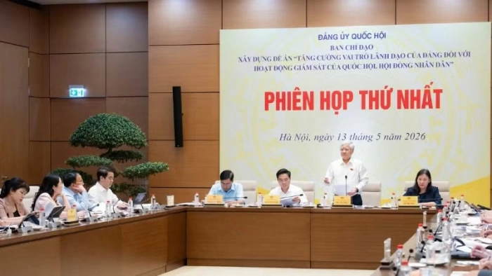 Tăng cường vai trò lãnh đạo của Đảng với hoạt động giám sát của Quốc hội, Hội đồng nhân dân