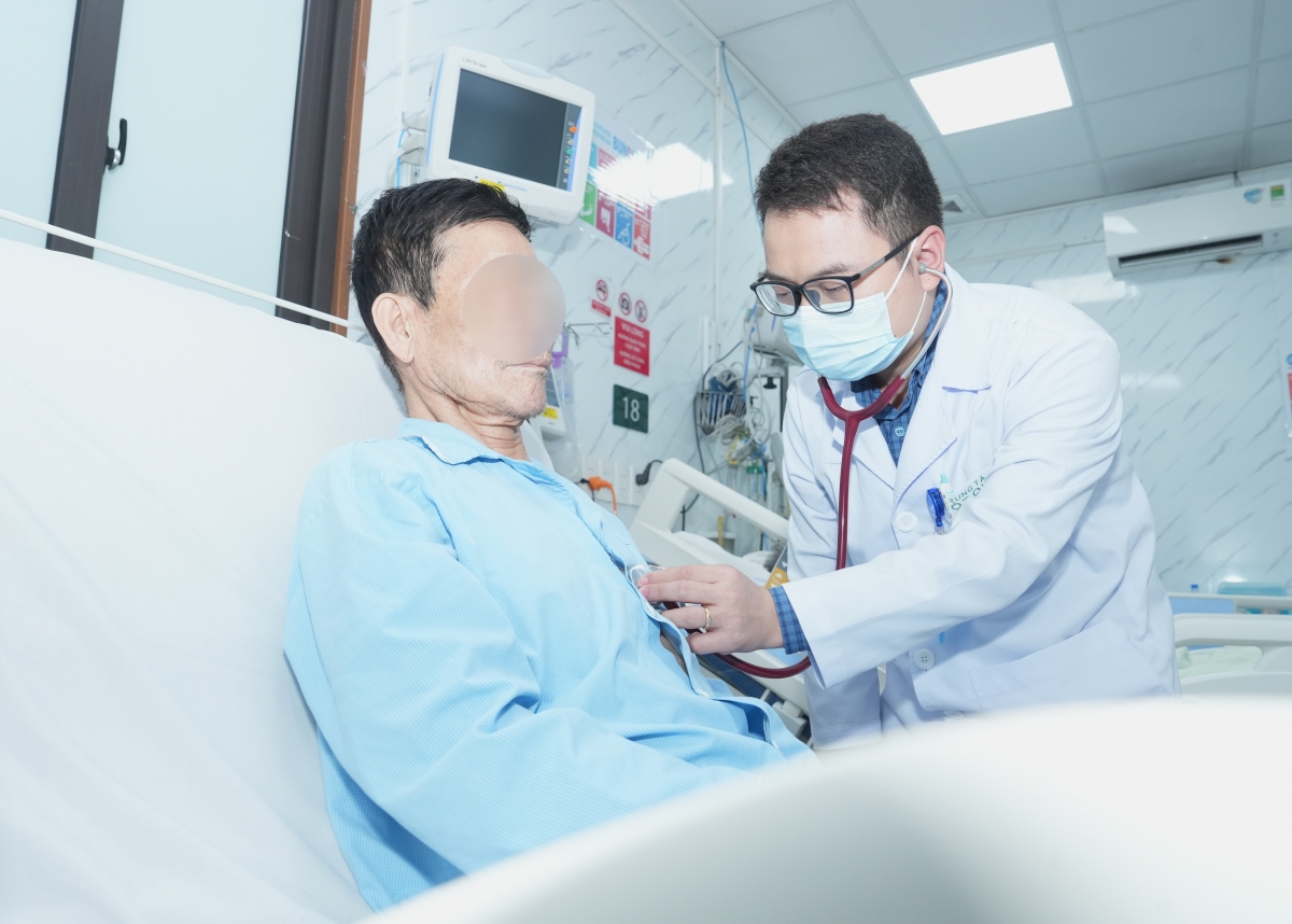 Nhiều thói quen hàng ngày như hút thuốc, ăn mặn, uống nhiều rượu bia hay ít vận động có thể âm thầm làm tăng nguy cơ đột quỵ.