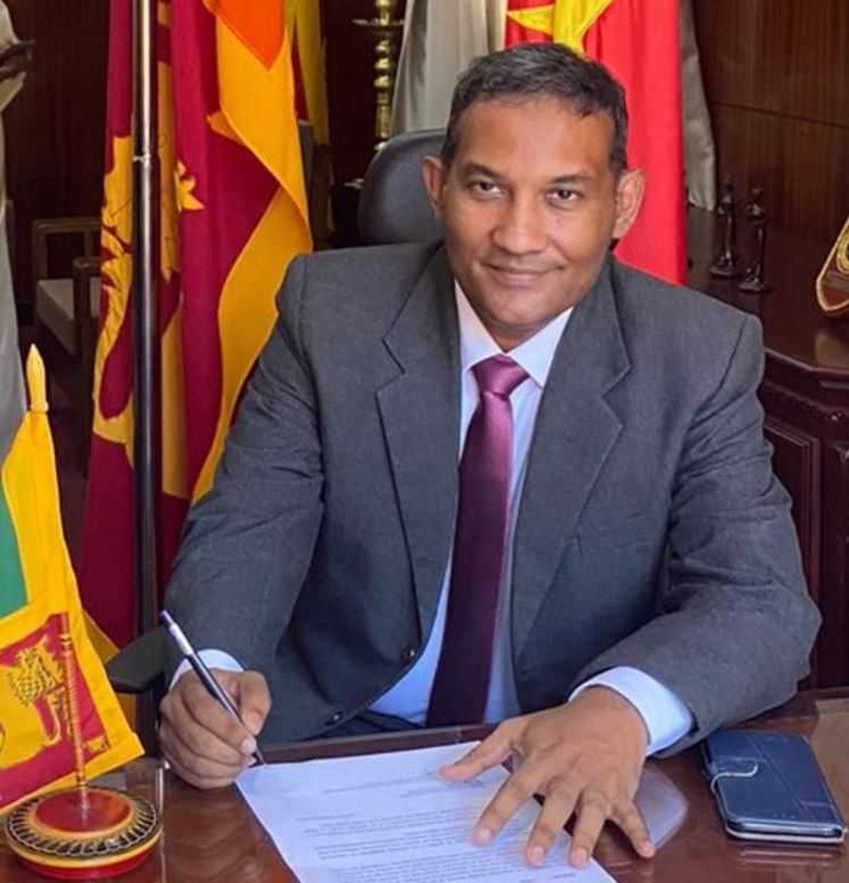 Đại sứ Đặc mệnh toàn quyền Sri Lanka tại Việt Nam Poshitha Perera