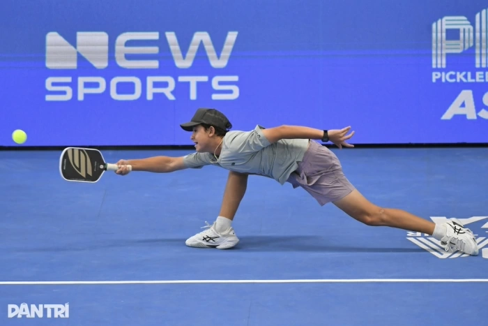 Tay vợt pickleball Việt Nam đánh bại thần đồng nước Mỹ