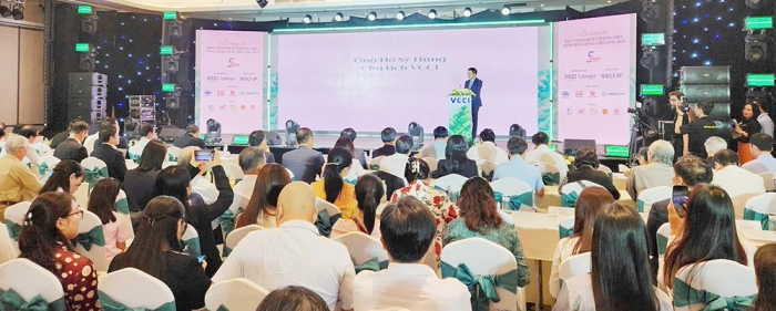 Công bố Báo cáo Kinh tế Thường niên ĐBSCL 2025