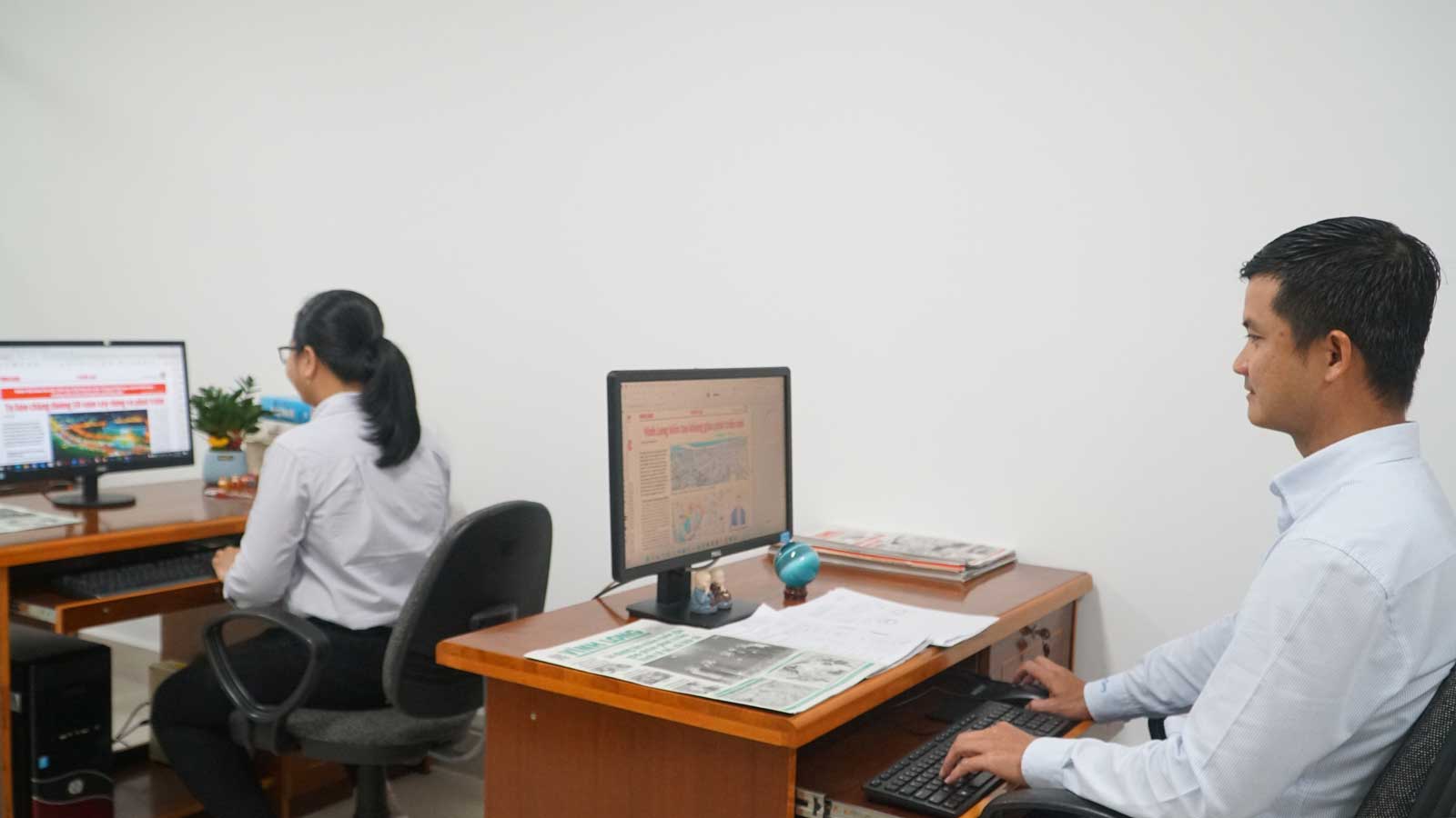 Trong quy trình xuất bản báo in, dò morat và trình bày market nhằm đảm bảo bản in đúng nội dung, chuẩn hình thức.