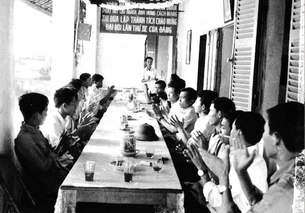 Họp nghiệp vụ.