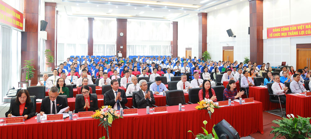 Toàn cảnh Đại hội Đại biểu Đảng bộ Báo và Đài Phát thanh- Truyền hình tỉnh Vĩnh Long lần thứ I, nhiệm kỳ 2025-2030.